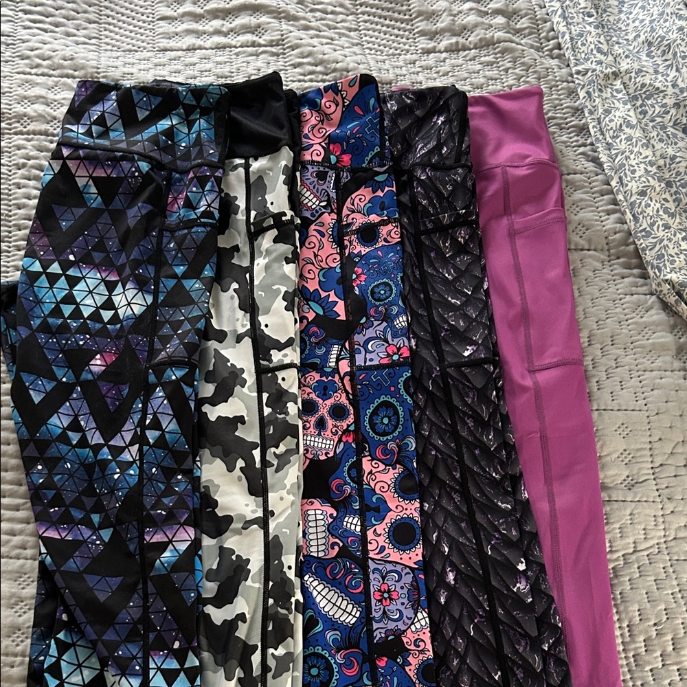 Constantly Varied Gear Crop Leggings Lot